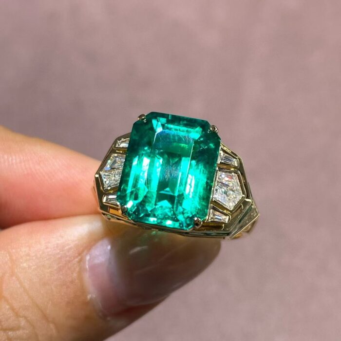 微信图片_20251011185453_285_50 微信图片_20251011185453_285_50